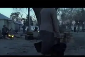 工业产值缩水，失业人群排起长队，股市崩溃！美国1929大萧条