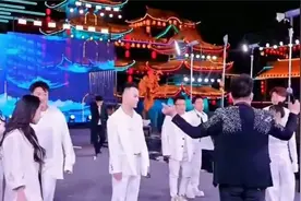 木森大舞台结尾，徒弟们迟到，木森怒其不争吐露心声视频封面