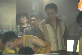 分享电影《孤注一掷》拍摄的幕后花絮！视频封面