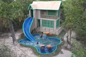 小哥凭借着高超技术建房屋，专挑白蚁窝下手，住在上面确实很舒服视频封面