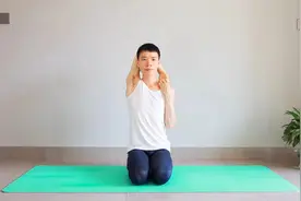 肝经一通，烦恼无踪！疏肝解郁固肩式，让你每天心情舒畅没烦恼视频封面