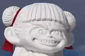 哪吒票房破百亿后 鹤岗网红雕刻大爷雪雕版哪吒上线：高6米 宽4米视频封面