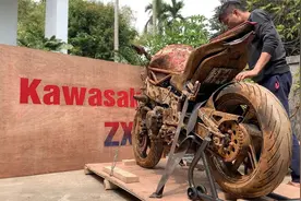 废品站老板不识货，把一辆生锈川崎600卖我，拆卸出来赚大发了！视频封面