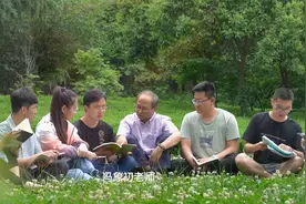 数学与统计学院视频封面