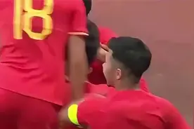 国足绝杀韩国迎两轮不败！赛后韩国主帅竟失态甩锅！视频封面