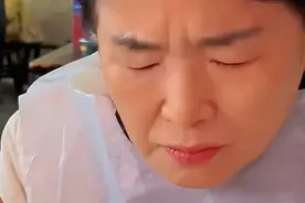 韩国婆婆第一次来中国，被中国物价惊呆，实现水果自由视频封面