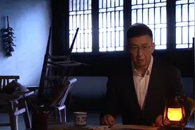 南昌起义后，周总理与邓颖超转入上海，进行地下工作视频封面