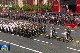 新闻联播：习近平出席俄罗斯纪念苏联伟大卫国战争胜利80周年庆典