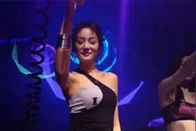 2023七首动感DJ经典老歌串烧，美女热舞激情燃烧，值得分享收藏！