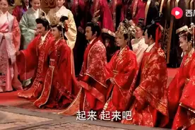 曹操的三个儿子同时大婚，新娘们出场，一个比一个漂亮视频封面