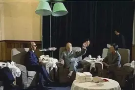 “我将独自和群众站在一起战斗！”1965年，毛主席告诉法国特使视频封面
