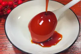 炒糖色用水还是用油，大厨教你正确方法，还有炒糖色的四个阶段