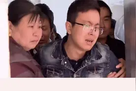 家庭的支柱：当儿子身患重病，父母无法拯救 做出的选择让人泪奔视频封面