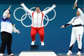 超燃！2分钟回顾巴黎奥运会中国代表队40金视频封面