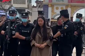 现场：缅北电诈头目明国平、明菊兰、明珍珍被移交我公安机关