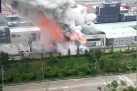 韩国京畿道华城市电池工厂火灾中有18名中国公民遇难视频封面