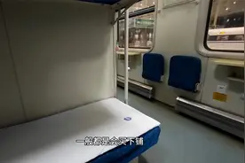 乘坐K154郑州去上海，带大家看下绿皮车卧铺车厢怎么睡觉视频封面