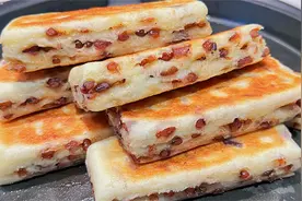 红豆饼竟然还能这么做，又软又糯又筋道，在亲戚家吃过一次就难忘视频封面