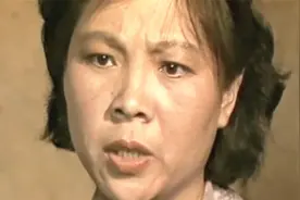 老光棍时来运转，成为保安干事，结果桃花运也来了视频封面