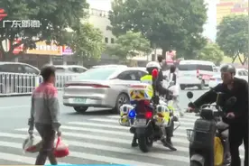 广州电动自行车限行 记者直击限行第一日通行情况视频封面
