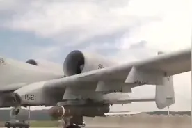 【就地正法！赵薇彻底完了！记者在法国拍到这一幕！视频封面