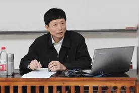 艾跃进：为什么毛主席有资格印在人民币上？