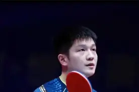 乒乓全锦赛：男团4强诞生，樊振东复出立功，梁靖崑休战球队出局视频封面