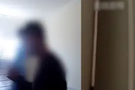 男子睡醒见身旁躺陌生女子，不敢细想赶紧慌忙报警，结果笑不活了视频封面