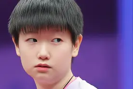 孙颖莎的魅力有多大？为了投她一票学用智能手机