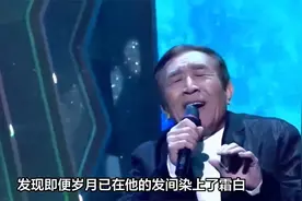 82岁张帝现状：白发老态，儿子上高中，小33岁妻子仍风韵犹存