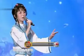 女孩长相似林黛玉，一上台迷倒杨帆，直呼太像了！视频封面