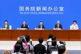 农业农村部：今年夏粮产量2923亿斤，比上年减25.5亿斤视频封面