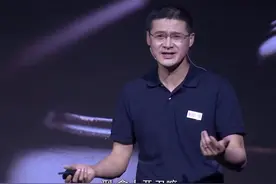 中国政法大学刑事司法学院罗翔老师的高水平幽默演讲！视频封面