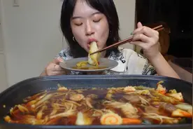 山姆超市寿喜锅赛高！配榴莲千层&青柠汁，清爽#吃货日常