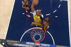 4月15日NBA十佳球：英格拉姆强投压哨三分 希罗假动作狂秀演技！视频封面