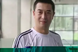 16位女星泳装比基尼合集：娜扎姜妍冰清玉洁，李沁杨幂肤白貌美！视频封面