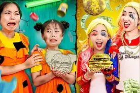 小女孩放学了，妈妈骑自行车来接她，不料撞到了人！视频封面