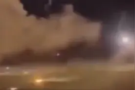 一夜之间印巴大打出手！现场曝光：印向巴发射导弹 巴击落印战机视频封面