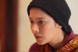 女人竟找了个和自己长得一模一样的人代替自己#好剧推荐视频封面