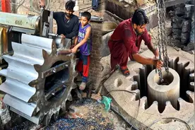 巨大齿轮的的制造过程，实拍巴铁工厂完整的加工工艺，真的挺震撼