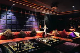 姐夫的ktv生意惨淡，美女仅用一招，就让店里的客人爆满