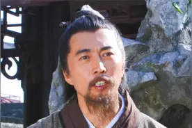 朱元璋终于请来了刘伯温，可万万没想到，对方刚入职就惹了大祸！视频封面