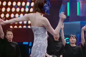 千万别让赵露思跳舞！2023一舞成名太高级，网友：纯欲天花