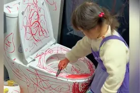 孩子静悄悄，必定在作妖，那些逼疯家长的熊孩子视频封面