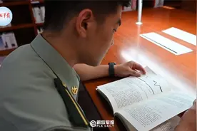 超一本线167分考入军校，“长大后我就成了你！”视频封面