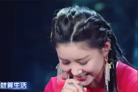 歌王：李小萌和小沈阳拼高音，一首《爱是你我》太带劲儿！视频封面