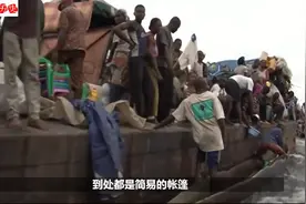 非洲穷人的“漂浮城市”：洗衣做饭生孩子，他们在船上这样度过视频封面
