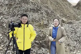 西藏山南市海拔最高的县城，浪卡子县，跟着我的镜头感受他的魅力视频封面