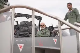 73岁印度总理莫迪为何高调试乘国产“光辉”战机？视频封面