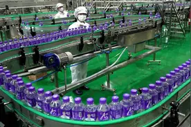 从吹瓶开始 韩国的苏打水制造灌装全过程